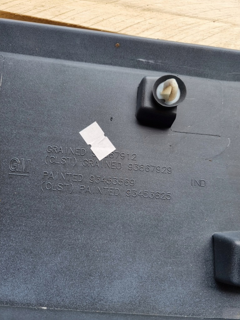 Trafic iii vivaro b молдинг левая боковая 93867912 93867929 934535569 Оригинал