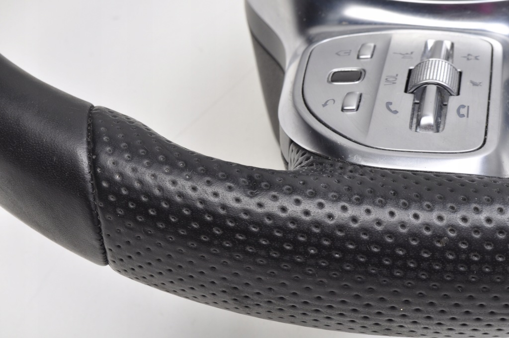 фото №12, Mercedes klasa a w177 воздуховод кожаный amg a0050004599