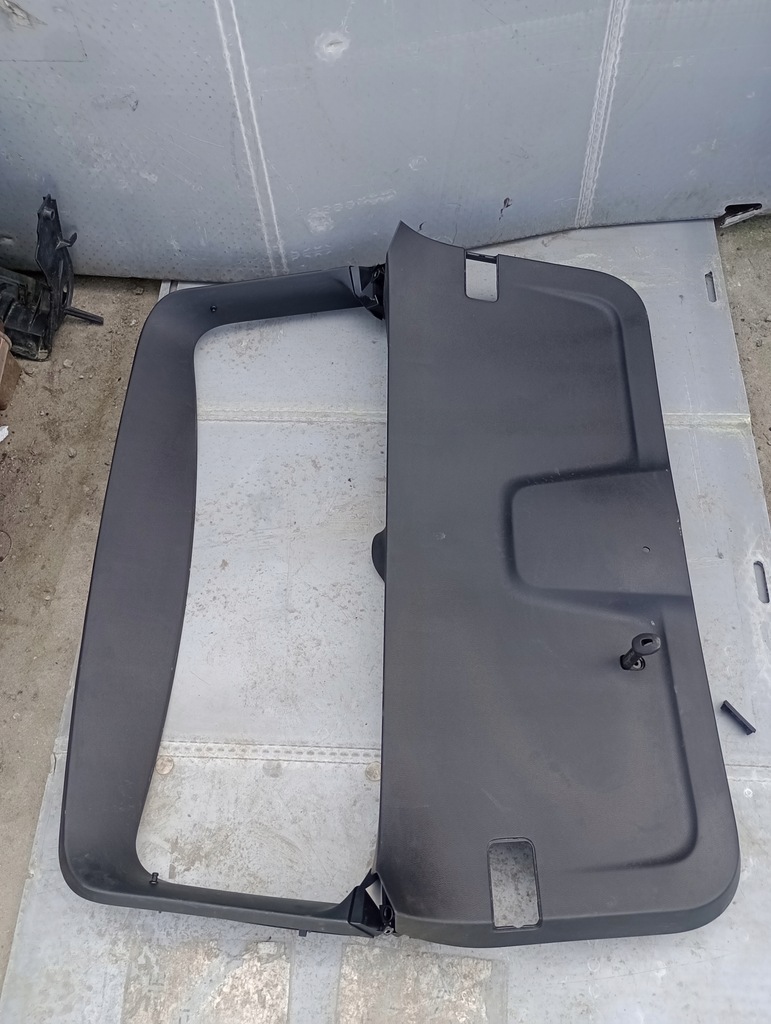 фото №1, Оббивка багажника skoda kamiq