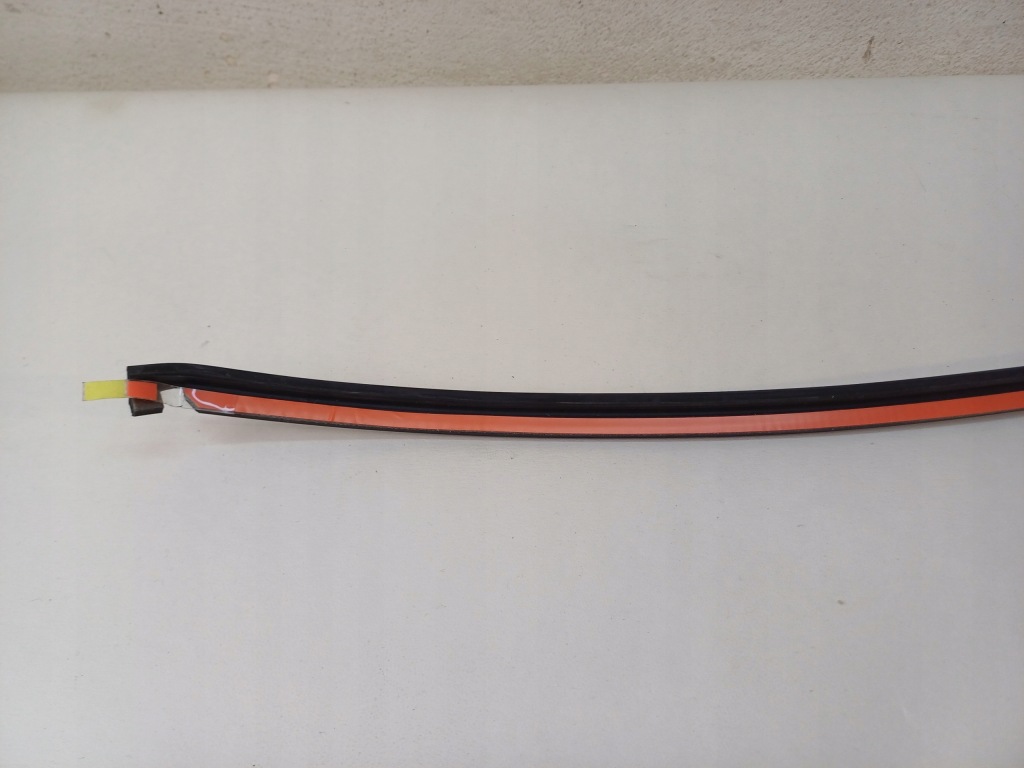 фото №11, Прокладка стекло лобовое перед porsche panamera 971 16-