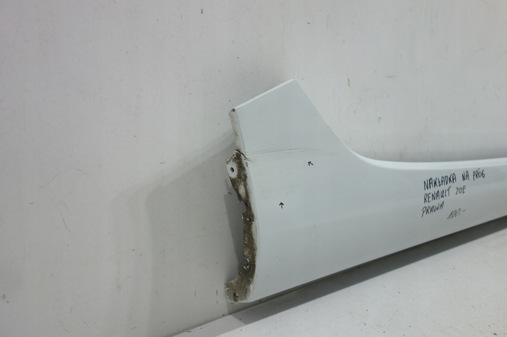 Накладка na поріг права renault zoe білий Ціна