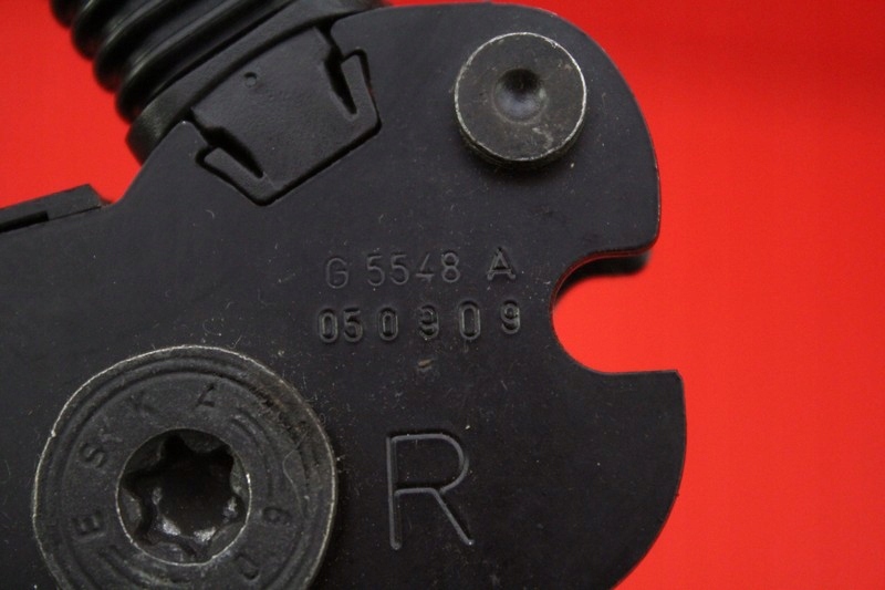 Купити Натягувач кліпса поперечина правий перед 3m51-r61208-ad ford focus c-max mk1 03-07