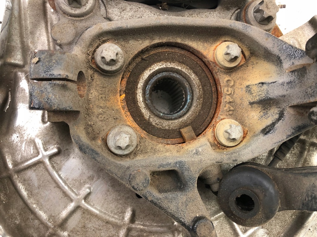 фото №9, Fiat 500x амортизационная стойка поворотный кулак правый перед