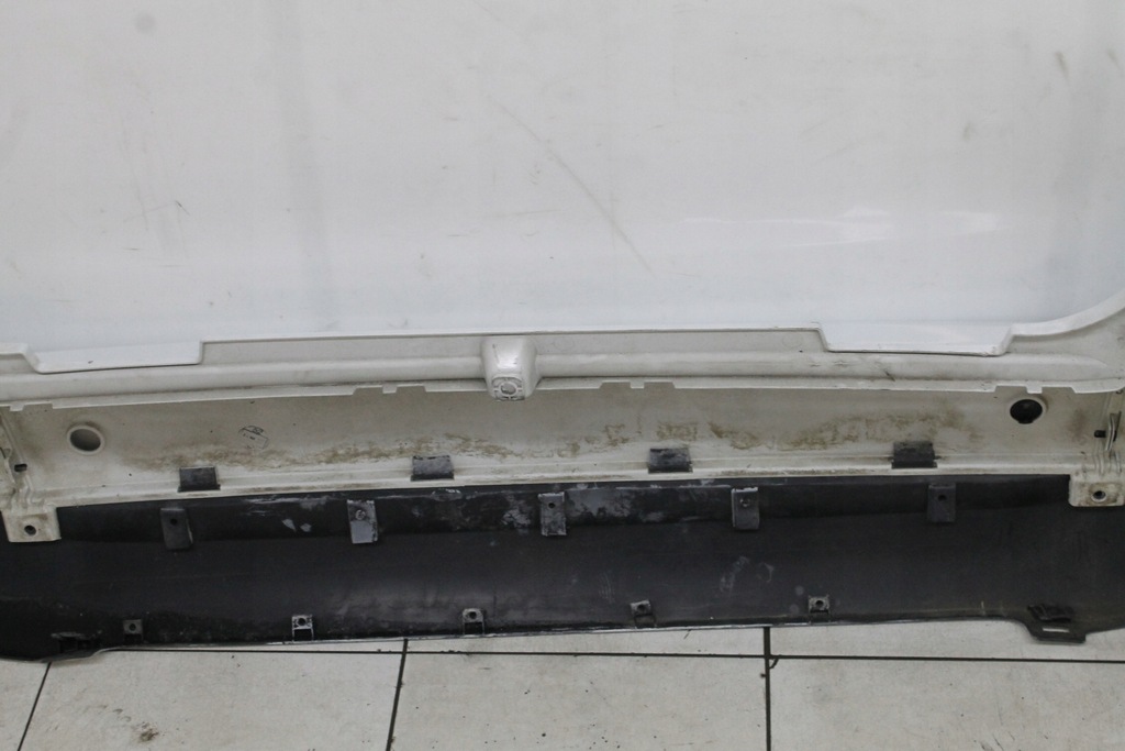 фото №13, Smart fortwo ii 451 cabrio 2007r- бампер задний задняя eb1/eaz- код лакокрасочного покрытия