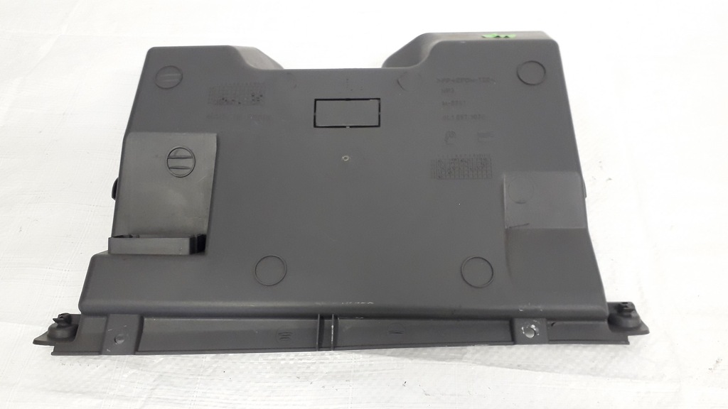 фото №14, Корпус кришка бардачка seat ibiza 6l1857103b