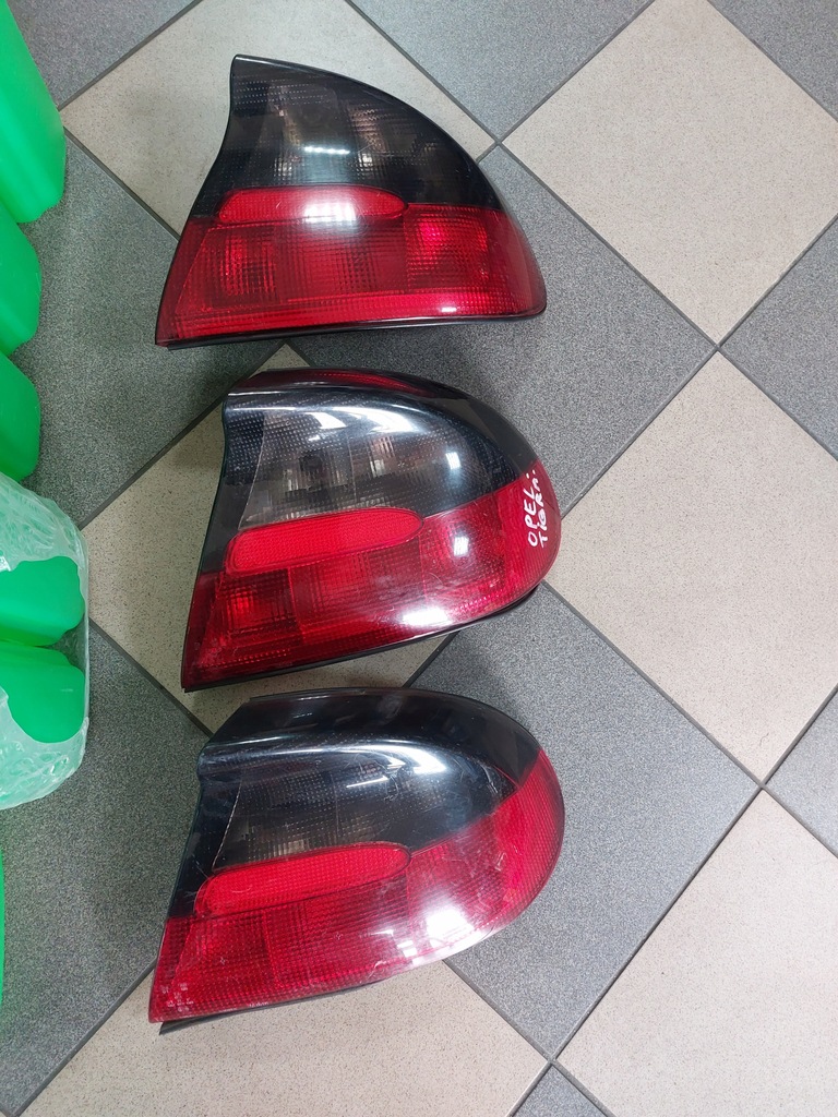 фото №1, Лампа задняя правый задняя правая opel tigra a