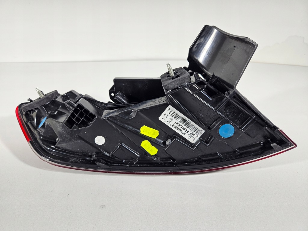 Фара правый  задний  задняя renault megane iv рестайлинг  led универсал cala европа Недорого