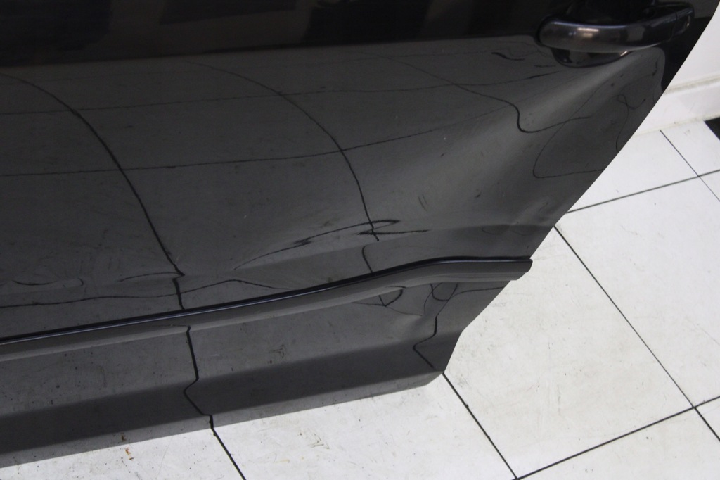 фото №9, Vw golf vi 6 plus 08r- дверь левая левый перед передние lc9x - код лакокрасочного покрытия