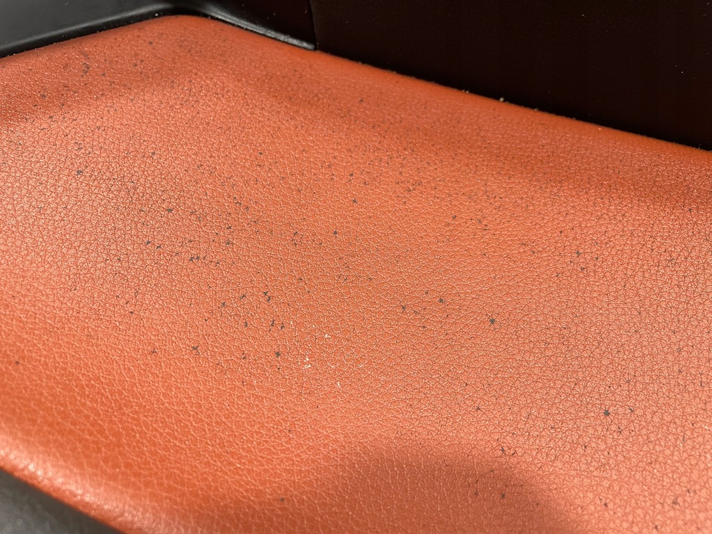 фото №11, Обшивка дверь левый задняя audi a4 b8 кожа