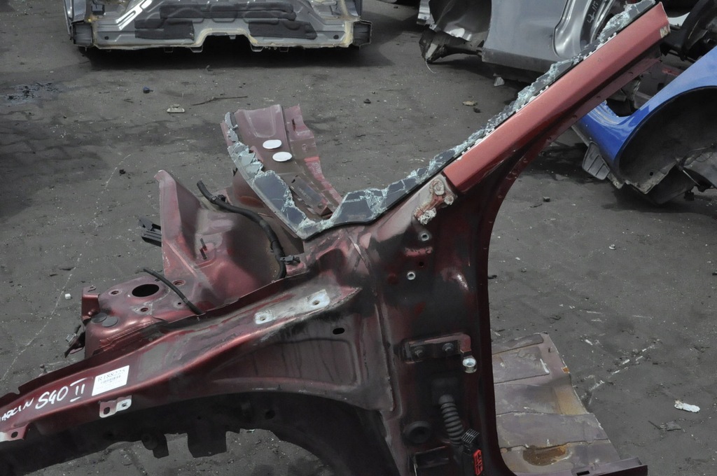 фото №2, Volvo v40 чверть лонжерон ліва перед передня