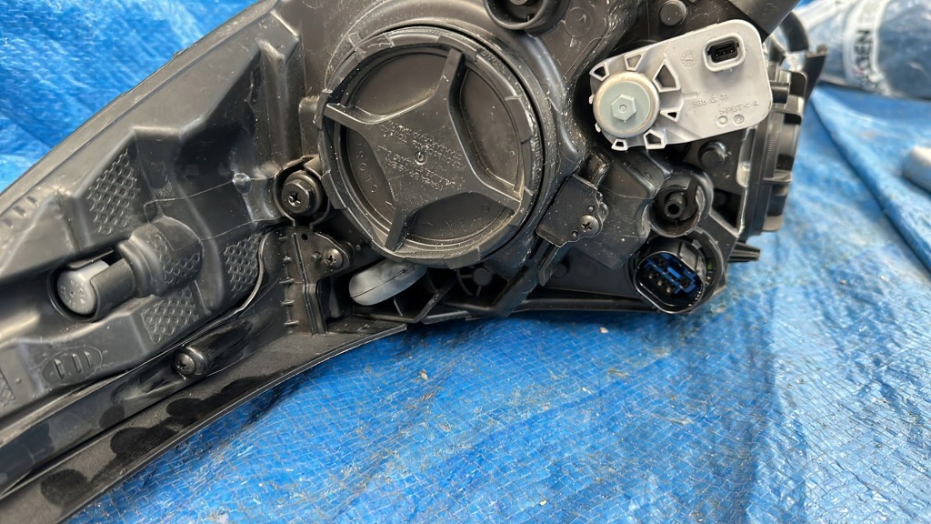 фото №5, Kia niro 2018- лампа права передня перед full led