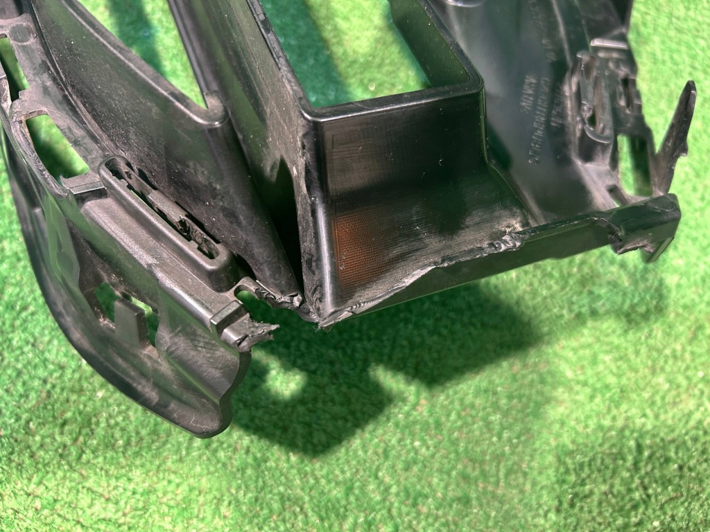 Bmw 1 f40 решётка бампера левая перед передняя 7459717 Недорого