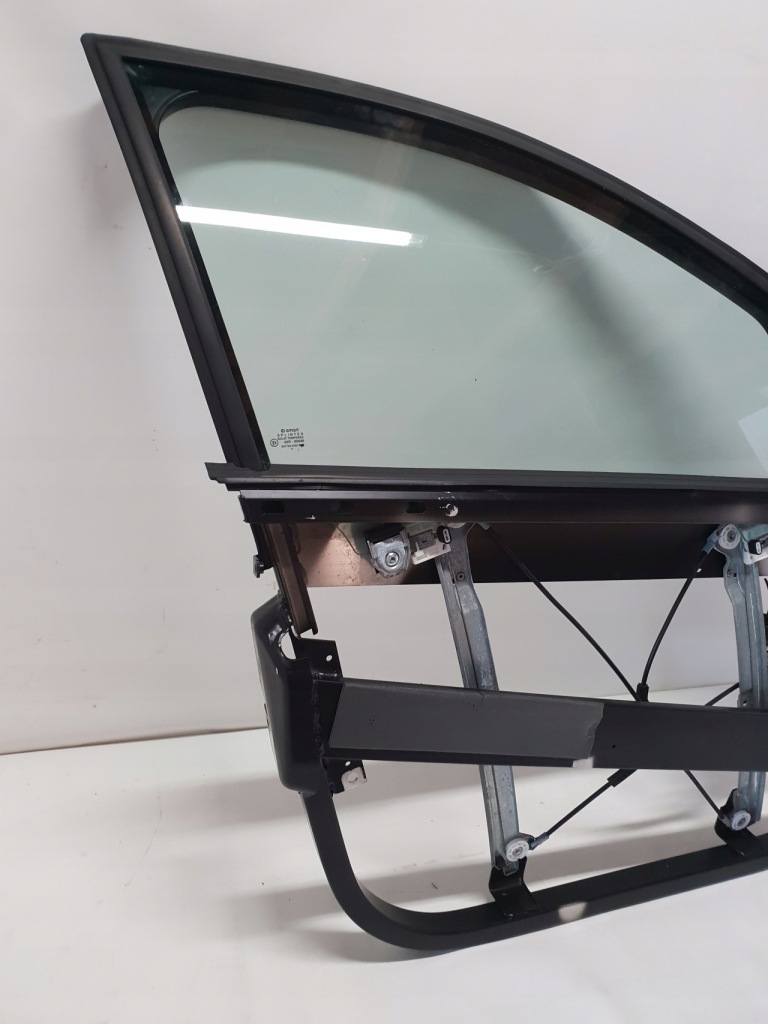 фото №2, Smart 454 forfour рама двері скло правий перед