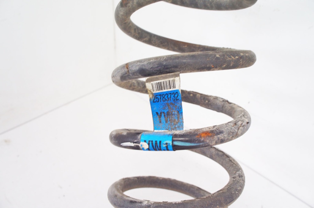 Tu145+ cadillac escalade iii 6.2i пружины подвеска задний  2szt 25783732 в Украине