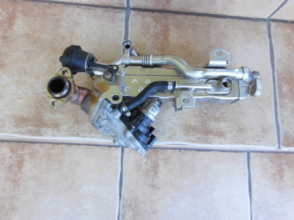 фото №1, Радиатор выхлопных газов клапан egr bmw f10 f20 7823210