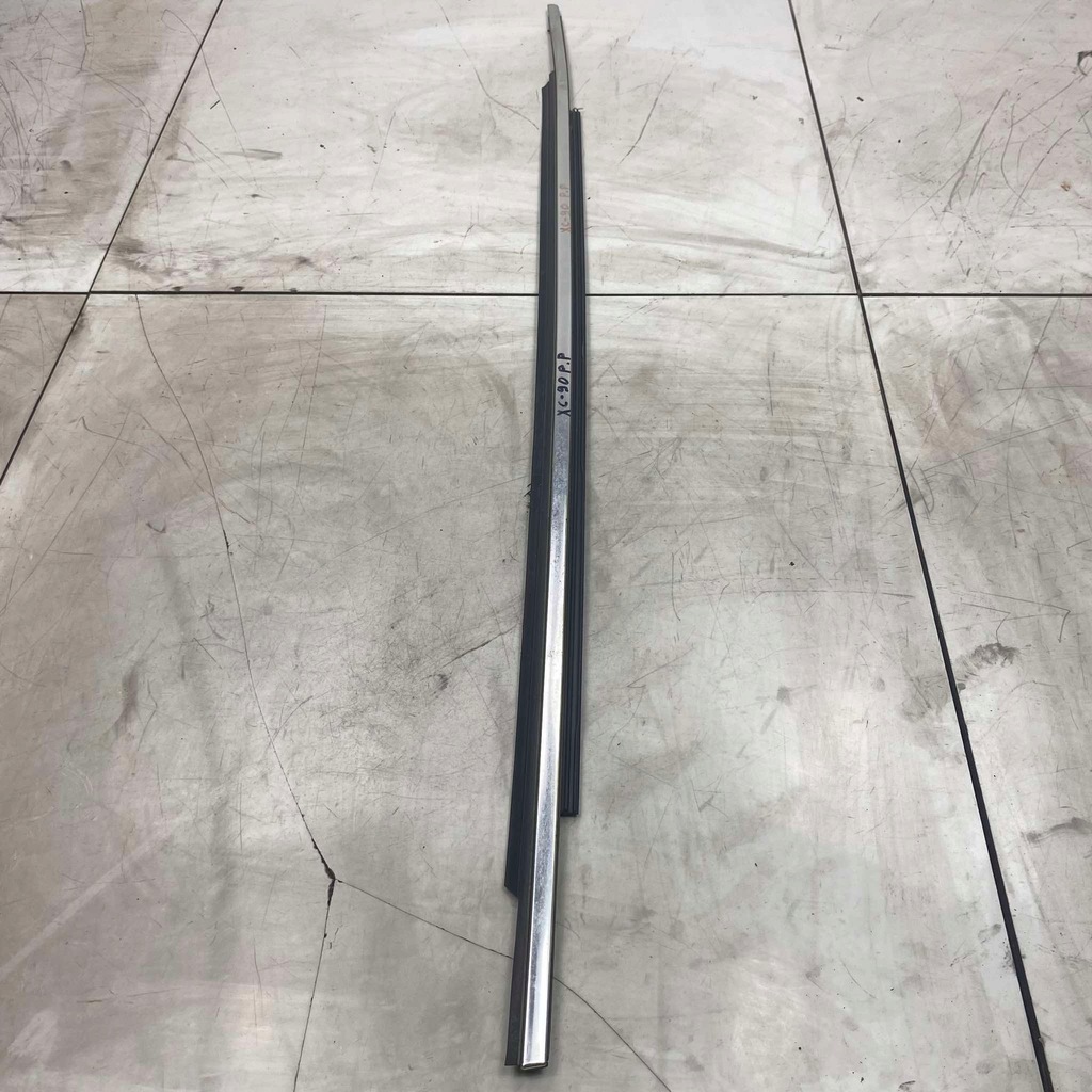 фото №1, Молдинг подоконная правый перед хром xc90 i