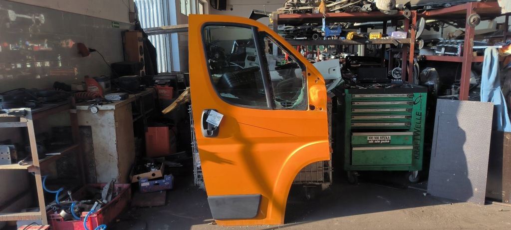 Купити Двері праве перед 573 2018 fiat ducato iv