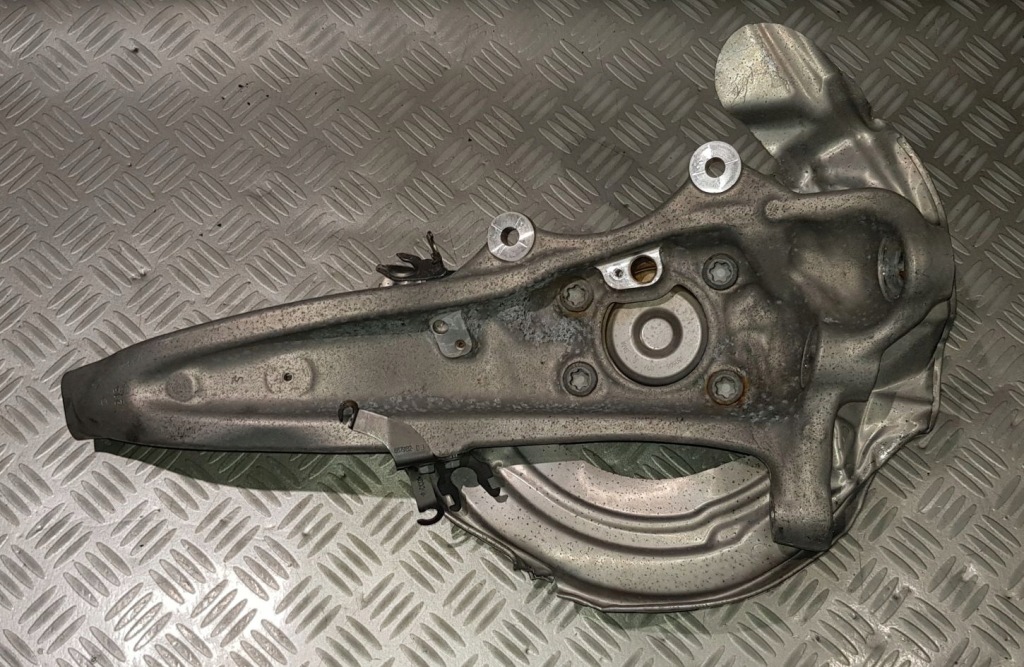 Купить Bmw 7 g11 g12 2wd поворотный кулак правая перед 6884378 ступица колеса подшипник 6861139