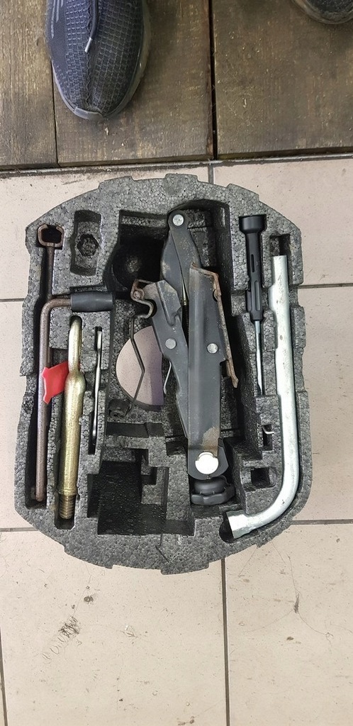 фото №1, Vw new beetle 98-10 набір колеса запасного