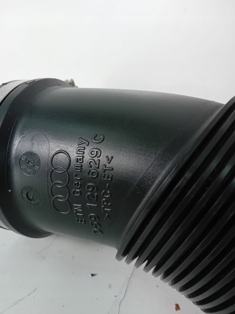 фото №2, Audi a4 8w a5 8w6 труба повітря 3.0tdi