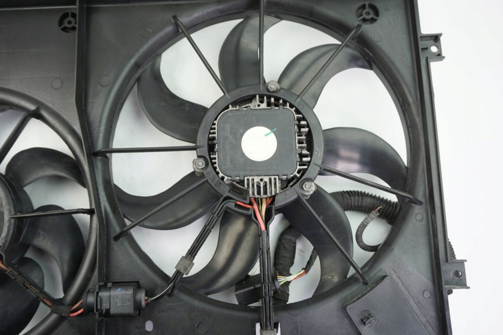 Купити Вентилятор радіатора vw skoda audi 1k0121207bb