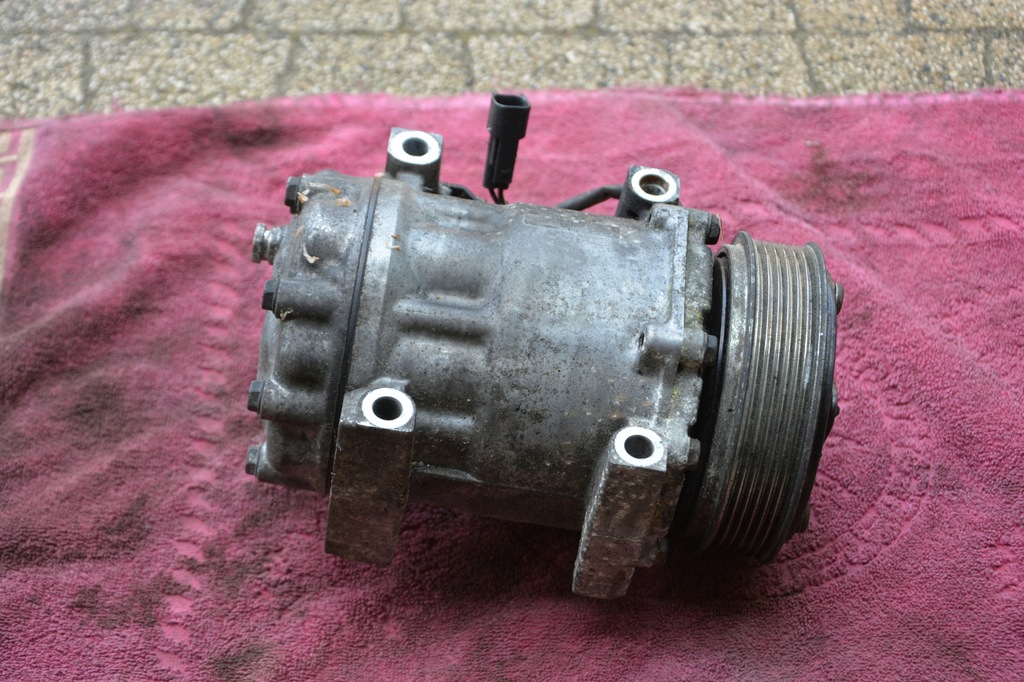 фото №1, Компресор кондиціонера ford focus mk2 d7v16