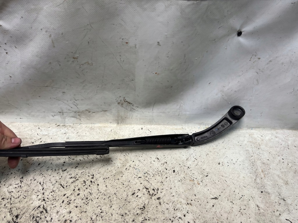 фото №4, Dacia dokker рычаг дворники левая передние