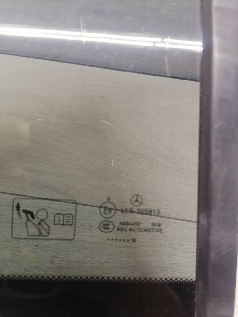 Mercedes a177 стекло правый задний  a1777300600 в Украине