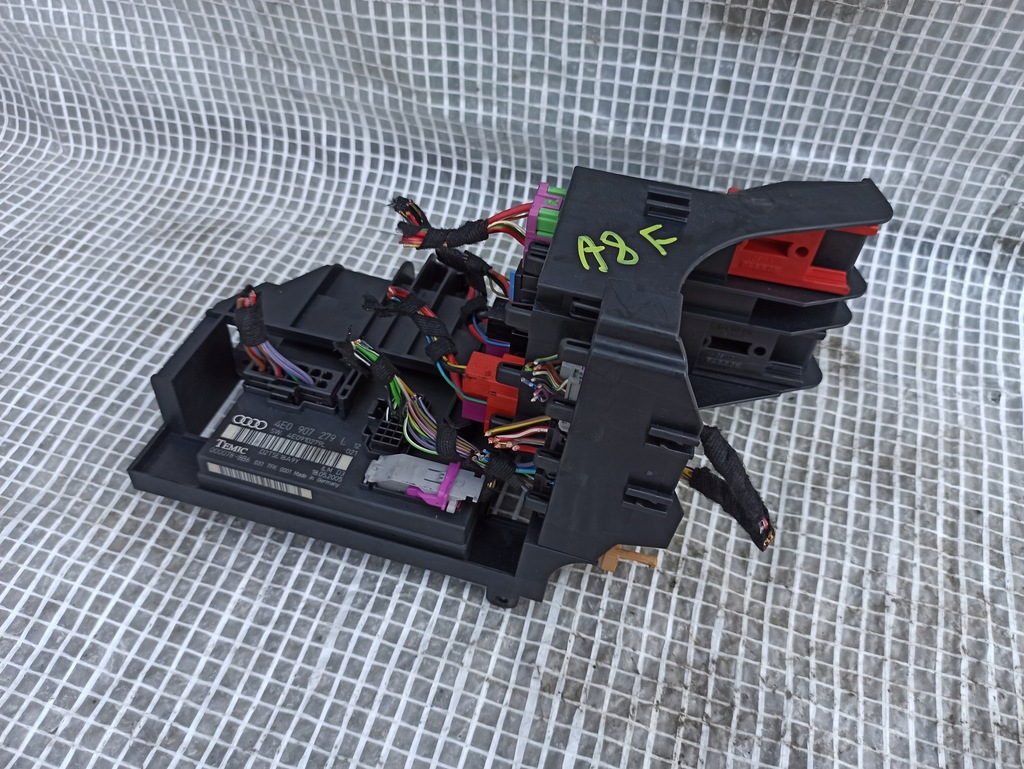 фото №1, Audi a8 d3 модуль света реле 4e0907279l