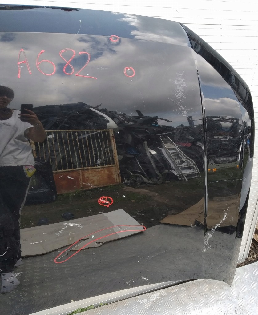 A682/a695 капот кришка двигуна audi q3 2 2 2018 Київ