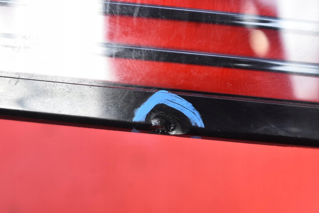 фото №14, Лампа права задня задня w6624 toyota bz4x 22-