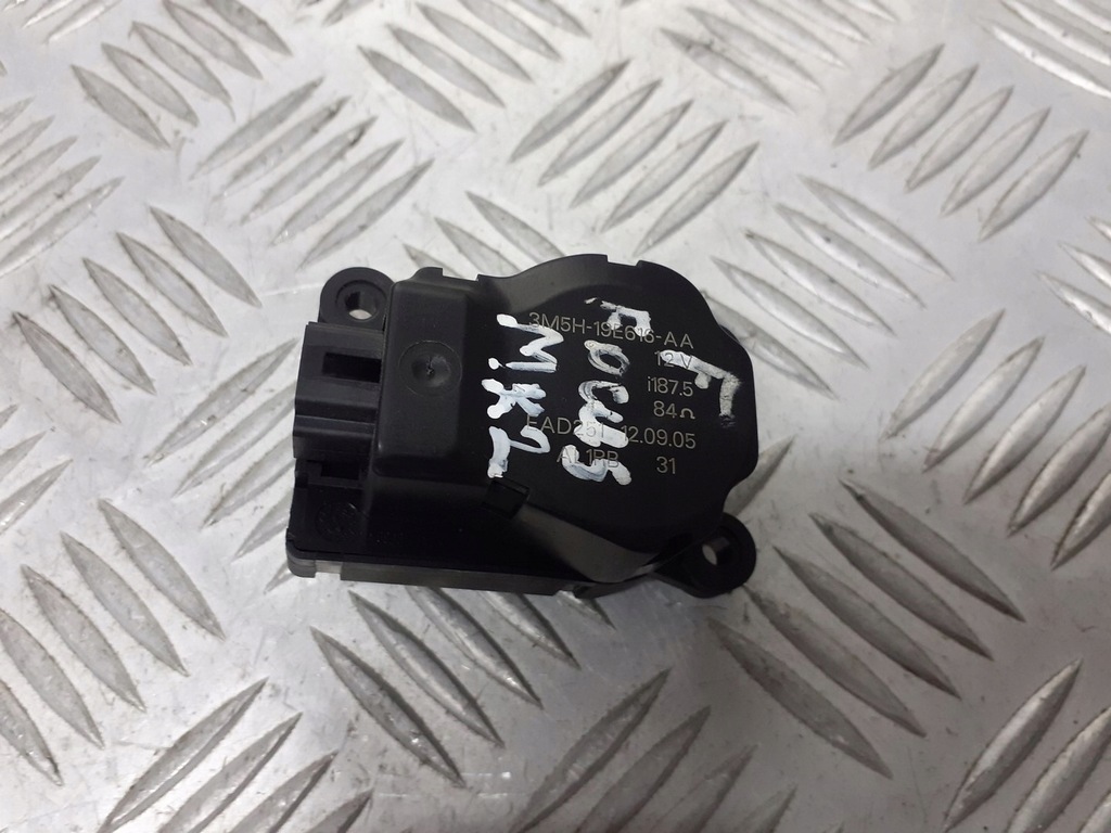 фото №1, Ford оригінальний номер 3m5h19e616aa моторчик обігрівача