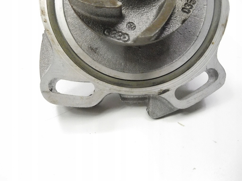 фото №8, Насос wody audi 100 оригинальный номер 46121004