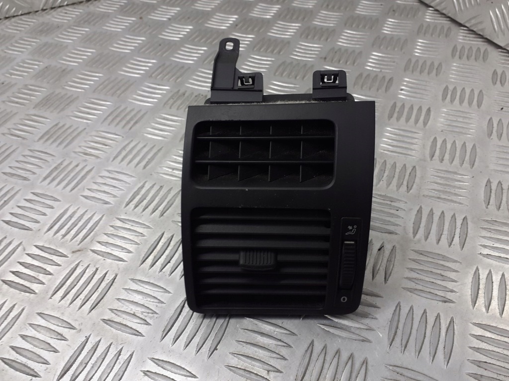 фото №1, Решётка левая обдув vw touran 1t0819703a