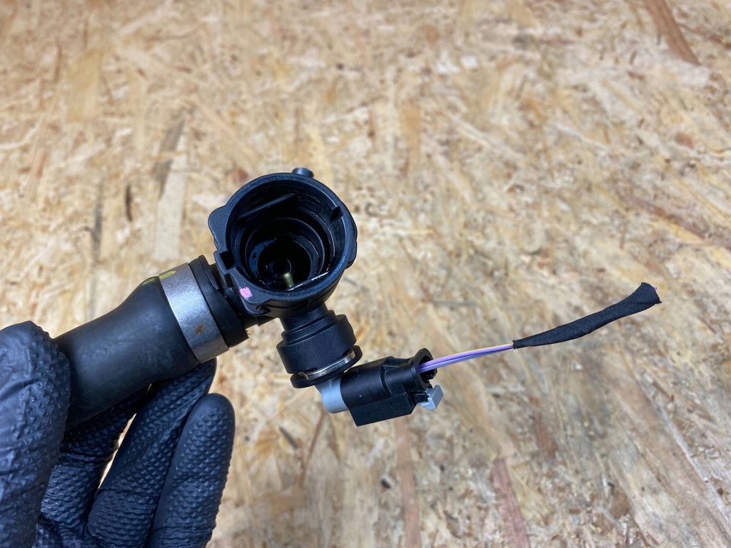 фото №9, Wąż труба шланг wody mercedes eqa eqb w247 h247 a2438304100