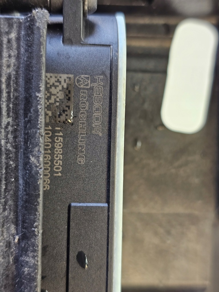 Кермо  повітря шторка жалюзі жалюзі volvo c40 recharge 31655241 Недорого