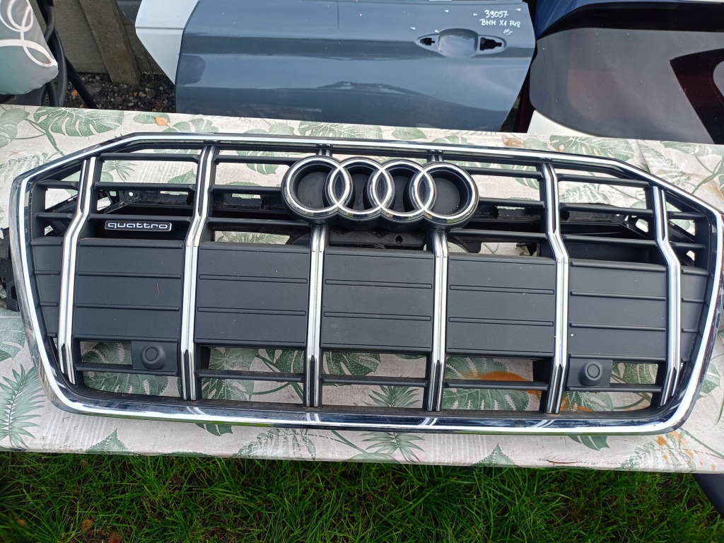 Купити Audi оригінальний номер 4k0853651f решітка радіатора czujnki