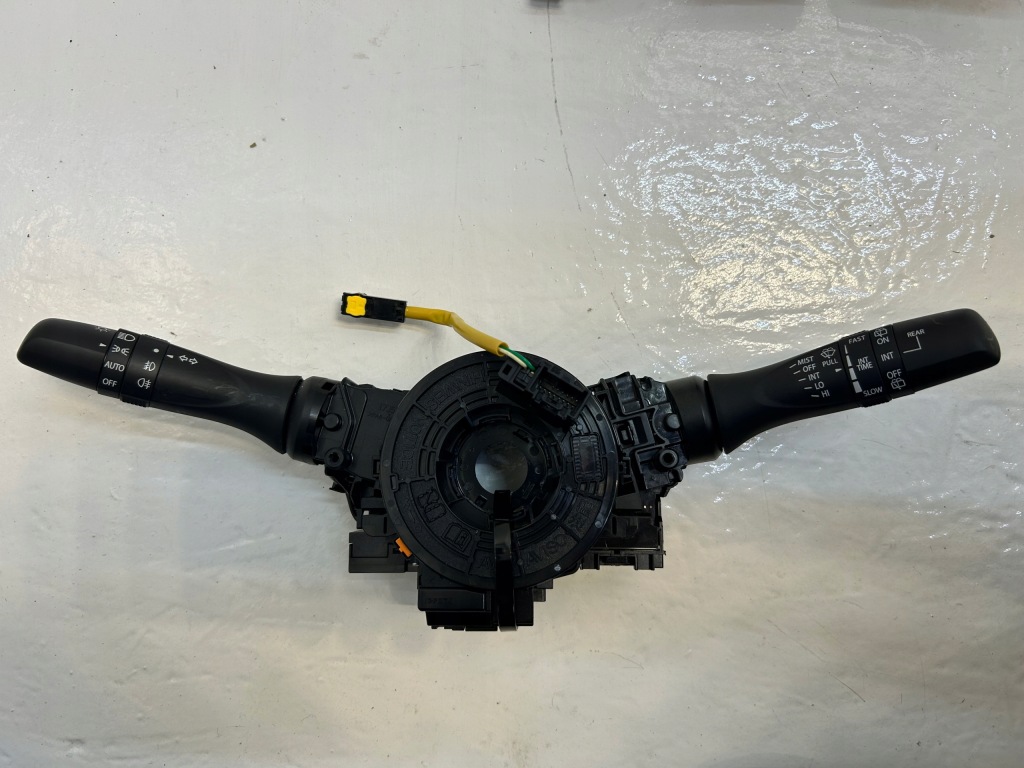 фото №1, Suzuki swift mk8 перемикач комбінований 17j498