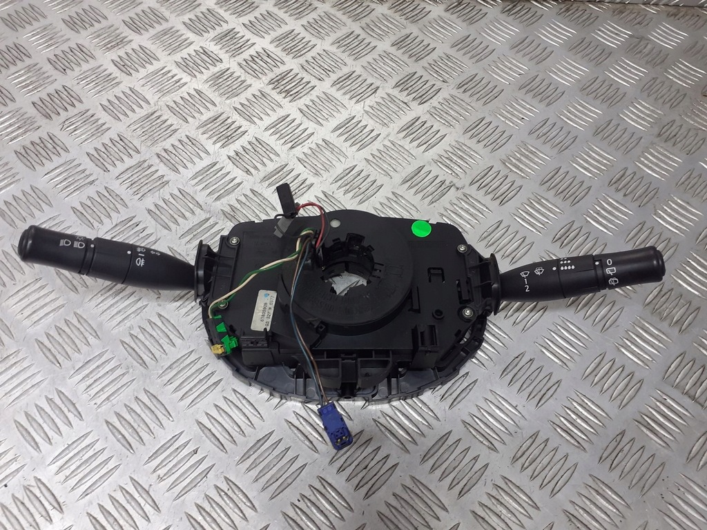 фото №1, Подрулевой переключатель переключатель renault megane ii 82002164590