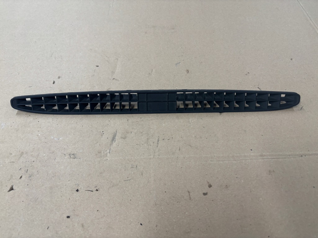 фото №1, Vw golf iv решітка обдув перед 1j1857473b