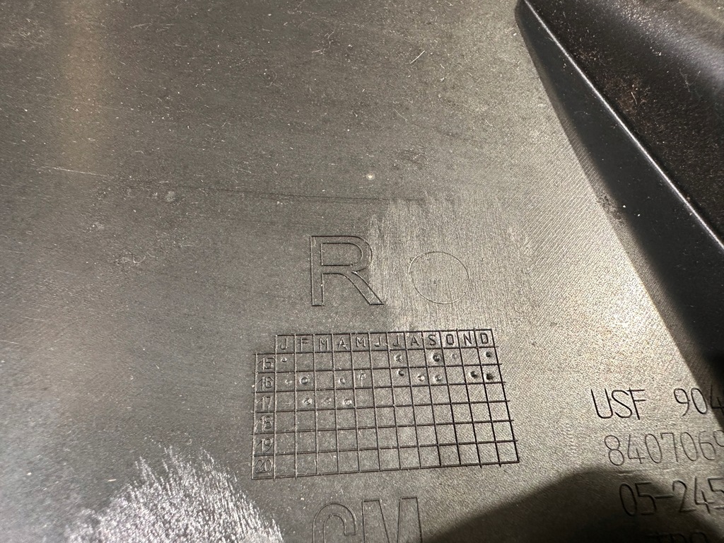 фото №10, Захист лампи задня задній права правої chevrolet camaro cabrio 2016+