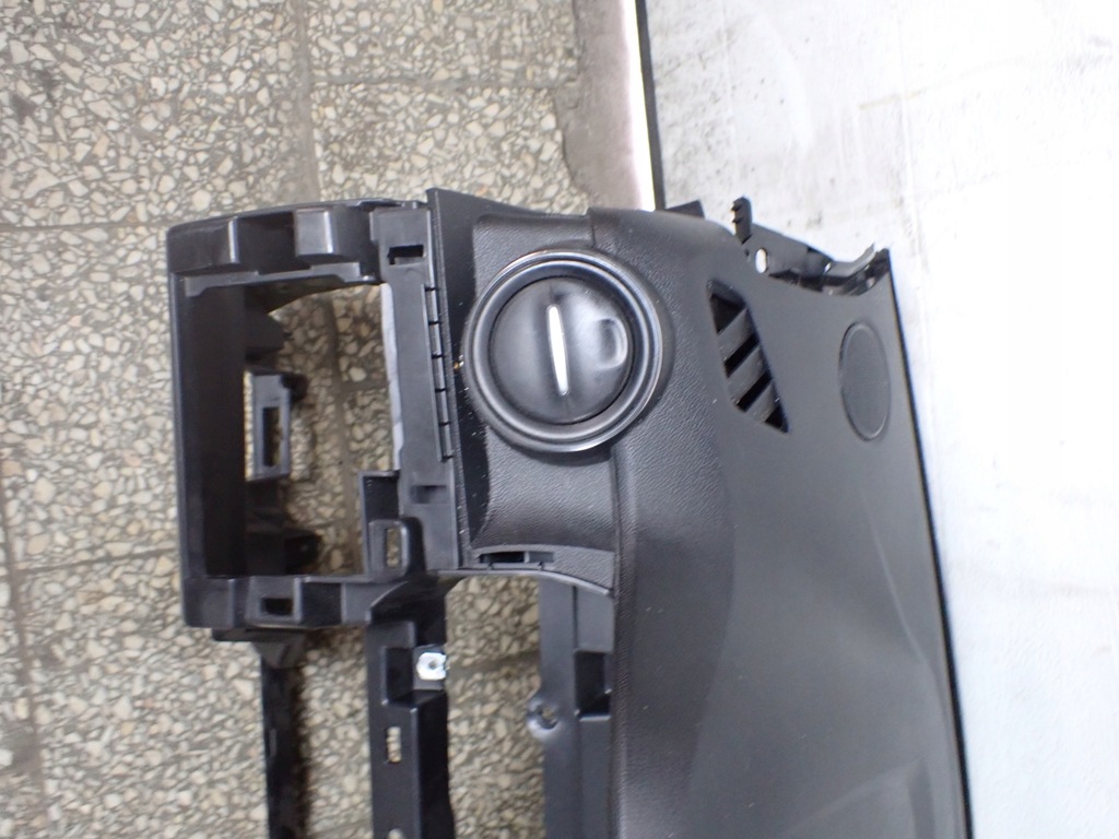 фото №4, Приборная панель приборная панель приборная панель консоль dacia duster ii