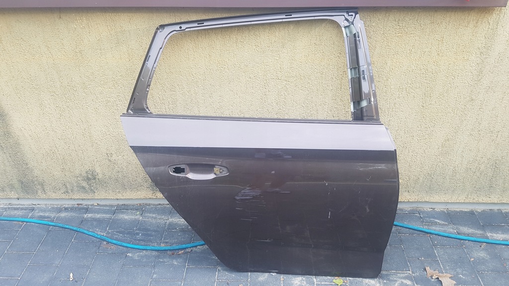 фото №1, Skoda scala дверь правый задняя 657833312