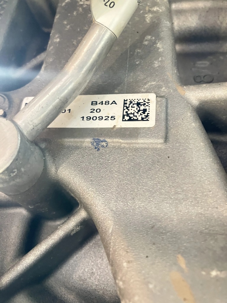 Двигатель комплектный  bmw x1 f48 2.0 1 xdrive b48a20a 120 490 km Доставка