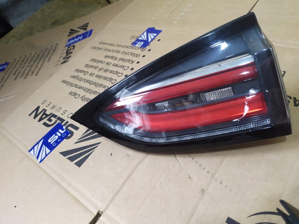 фото №6, Лампа левая w крышка espace v