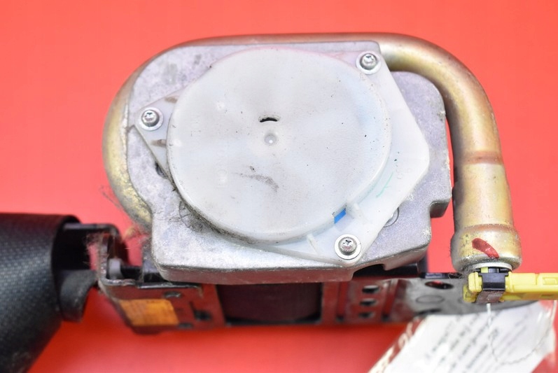 фото №6, Pas безпеки правий перед toyota avensis t25