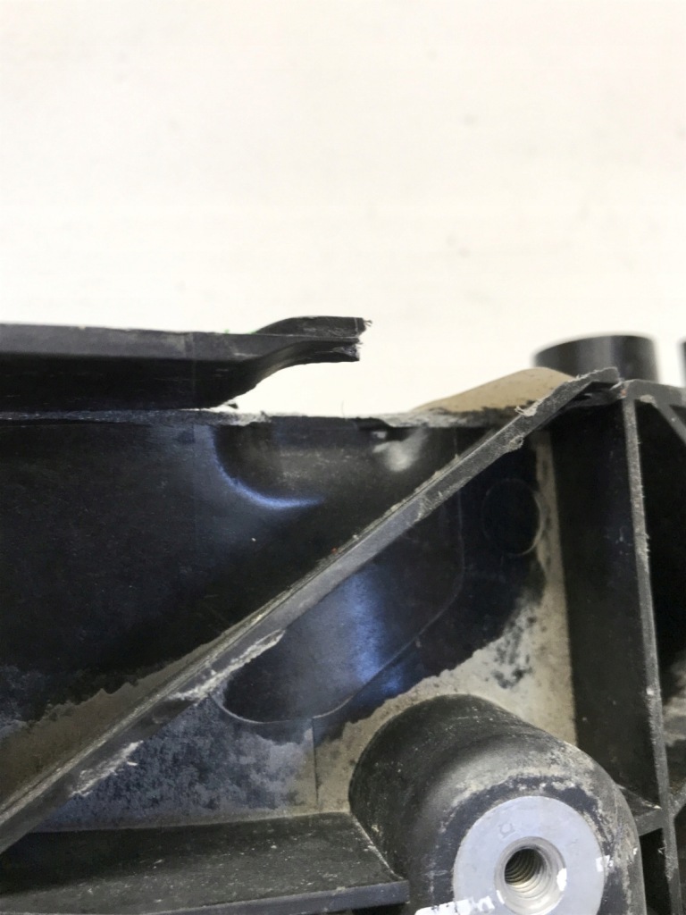 Tesla model y підсилювач ремінь перед 1660012-00-a Доставка