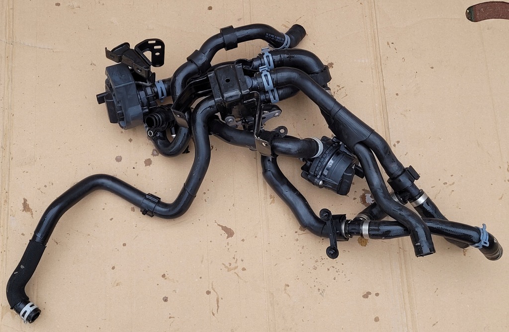 фото №9, Vw id.3 id.4 теплообмінник тепла блок клапанний шланги кондиціонера