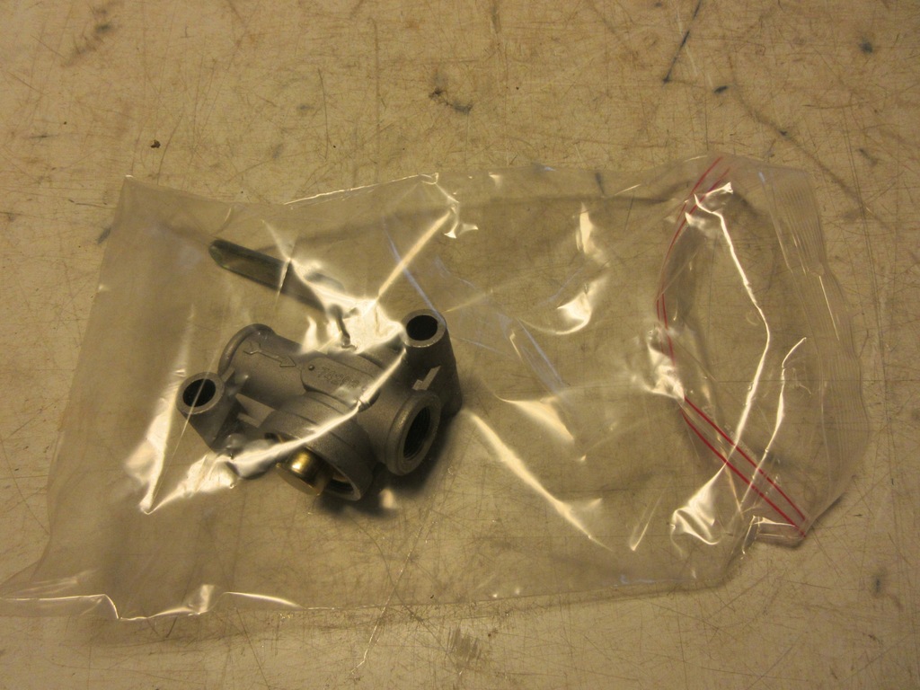 фото №7, Ручний клапан відсікаючий з клапан зворотний 74293