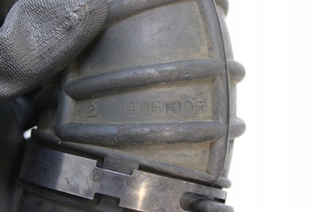 фото №4, Chrysler voyager iii 2.0 шланг повітря 4861005 труба